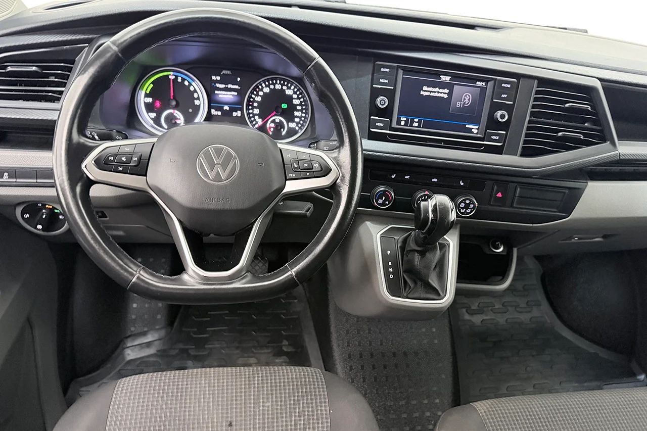 Volkswagen e-Transporter LWB 37.3 kWh Drag Inredd 3-sits CCS Kamera MOMS – bild 16 av 28