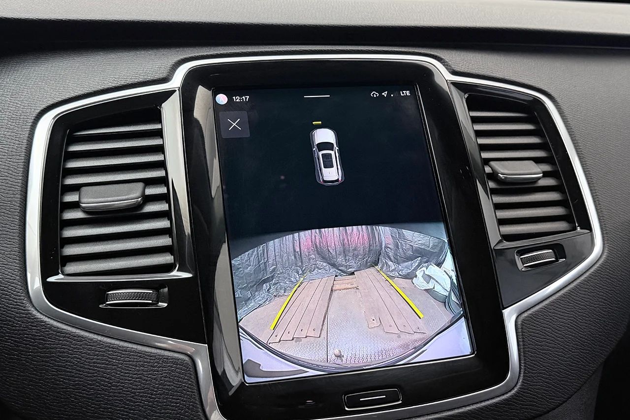 Volvo XC90 Recharge T8 AWD Plus Bright 7-sits Läder Drag H/K P-Klimat BLIS 456hk – bild 24 av 35
