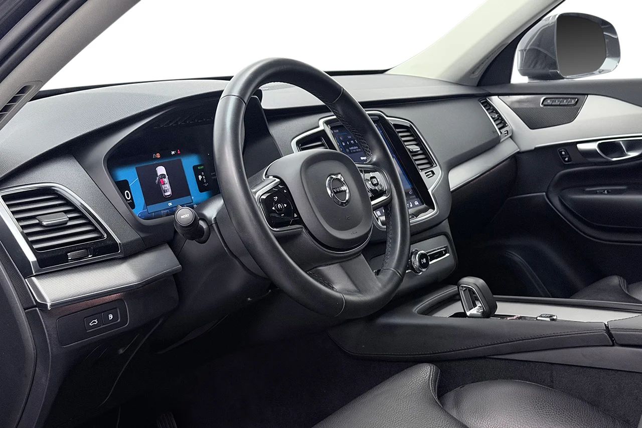 Volvo XC90 Recharge T8 AWD Plus Bright 7-sits Läder Drag H/K P-Klimat BLIS 456hk – bild 10 av 35