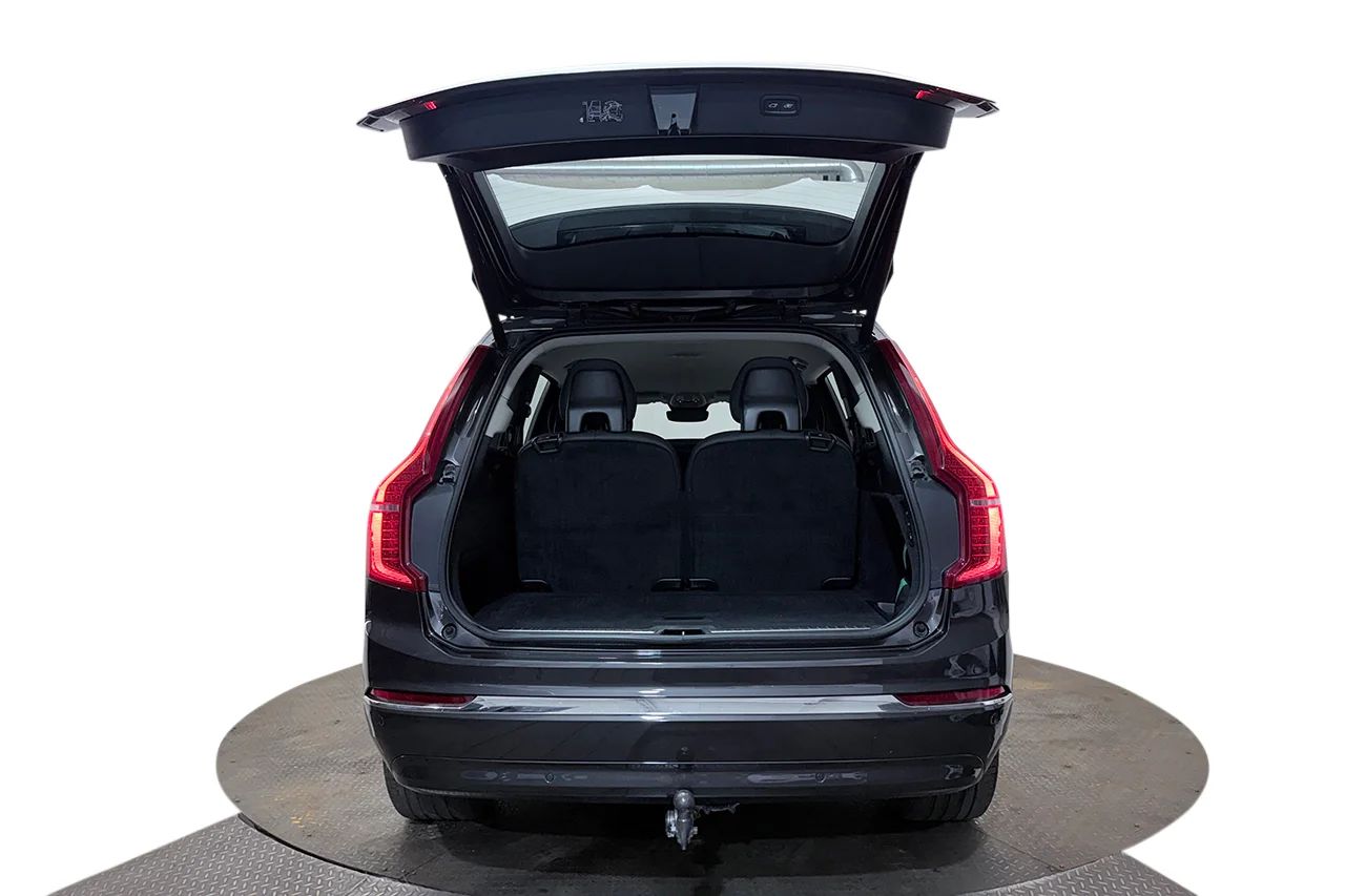 Volvo XC90 Recharge T8 AWD Plus Bright 7-sits Läder Drag H/K P-Klimat BLIS 456hk – bild 7 av 35