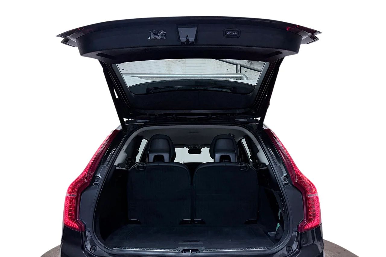Volvo XC90 Recharge T8 AWD Plus Bright 7-sits Läder Drag H/K P-Klimat BLIS 456hk – bild 32 av 35