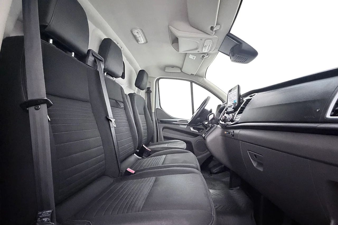 Ford Transit Custom 300 2.0 L1 Aut Drag 2xSidodörr 3-sits Kamera 130hk – bild 16 av 26