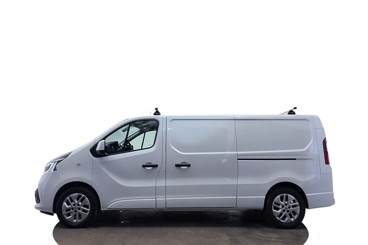 Renault Trafic Skåp 3.0t 2.0 L2 2xSidodörr Drag Värmare Navi Kamera 3sits – bild 9 av 30