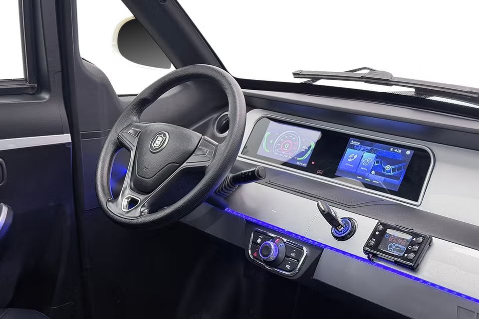 Titan Zero R4S 4-sits Läder Taklucka Värmare Cockpit Kamera USB Klass 2 – bild 12 av 20