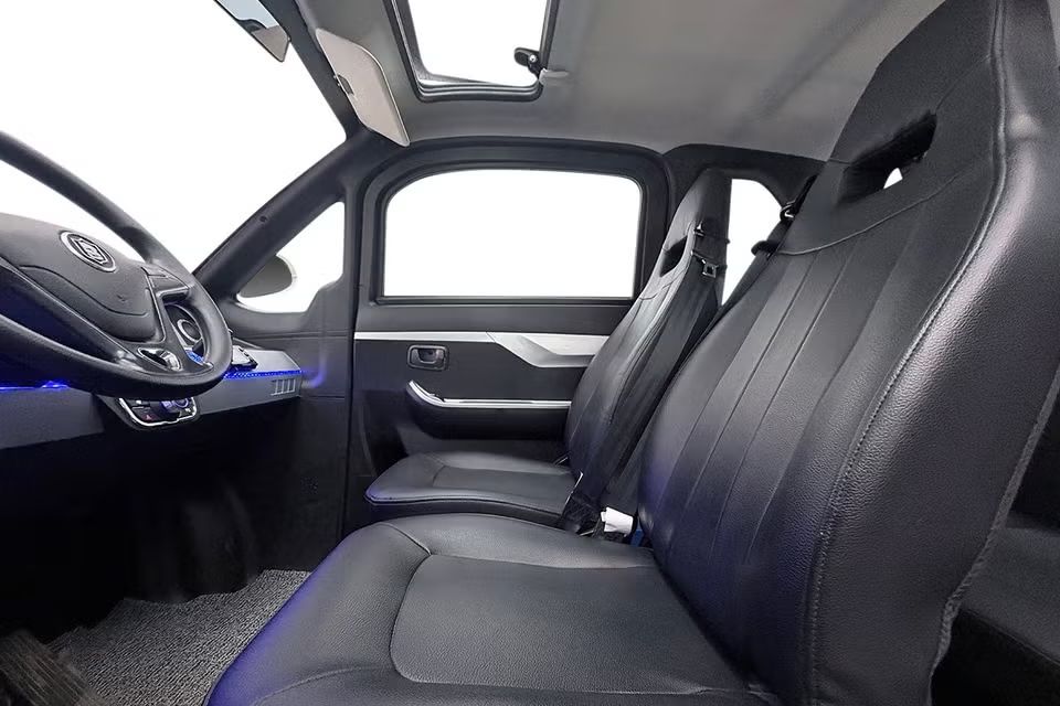 Titan Zero R4S 4-sits Läder Taklucka Värmare Cockpit Kamera USB Klass 2 – bild 9 av 20