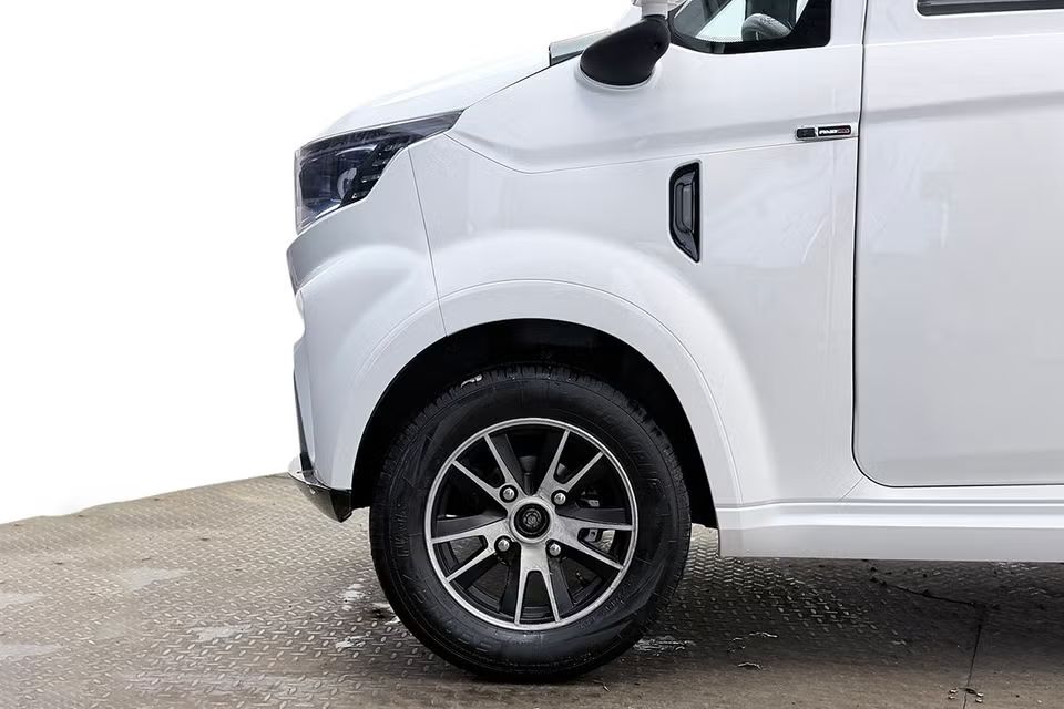 Titan Zero R4S 4-sits Läder Taklucka Värmare Cockpit Kamera USB Klass 2 – bild 8 av 20