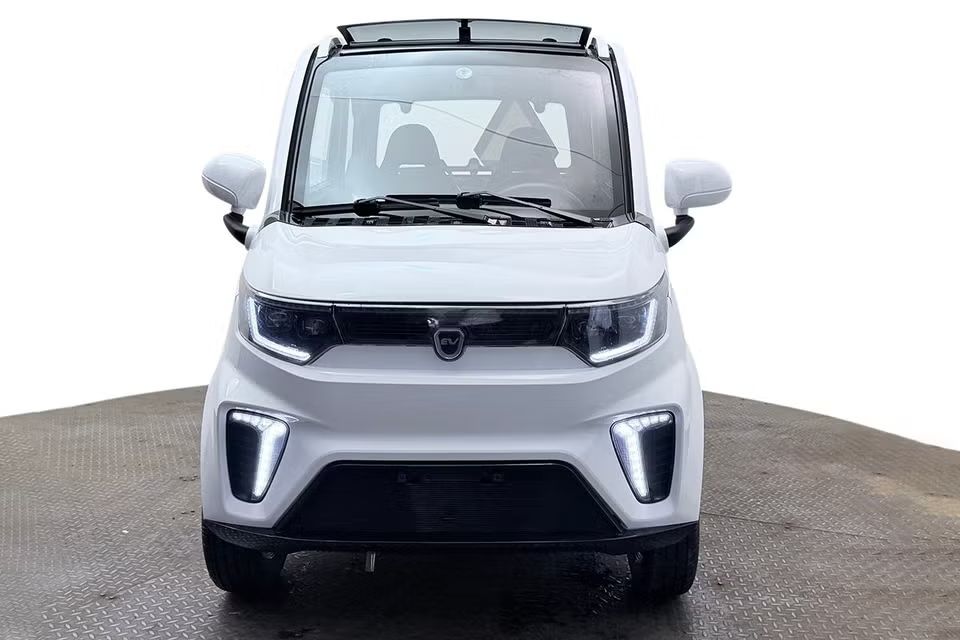 Titan Zero R4S 4-sits Läder Taklucka Värmare Cockpit Kamera USB Klass 2 – bild 2 av 20