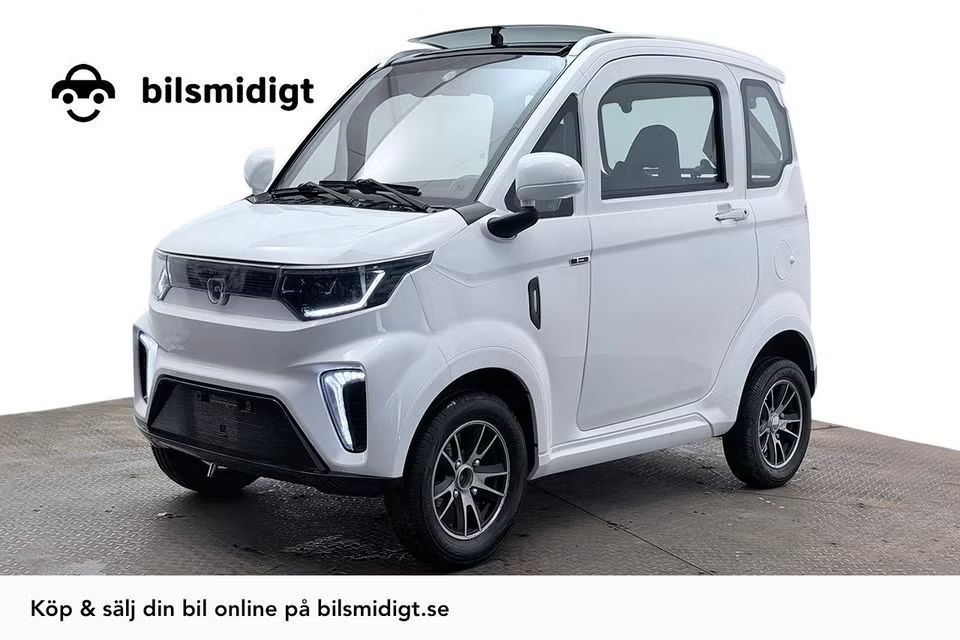 Titan Zero R4S 4-sits Läder Taklucka Värmare Cockpit Kamera USB Klass 2