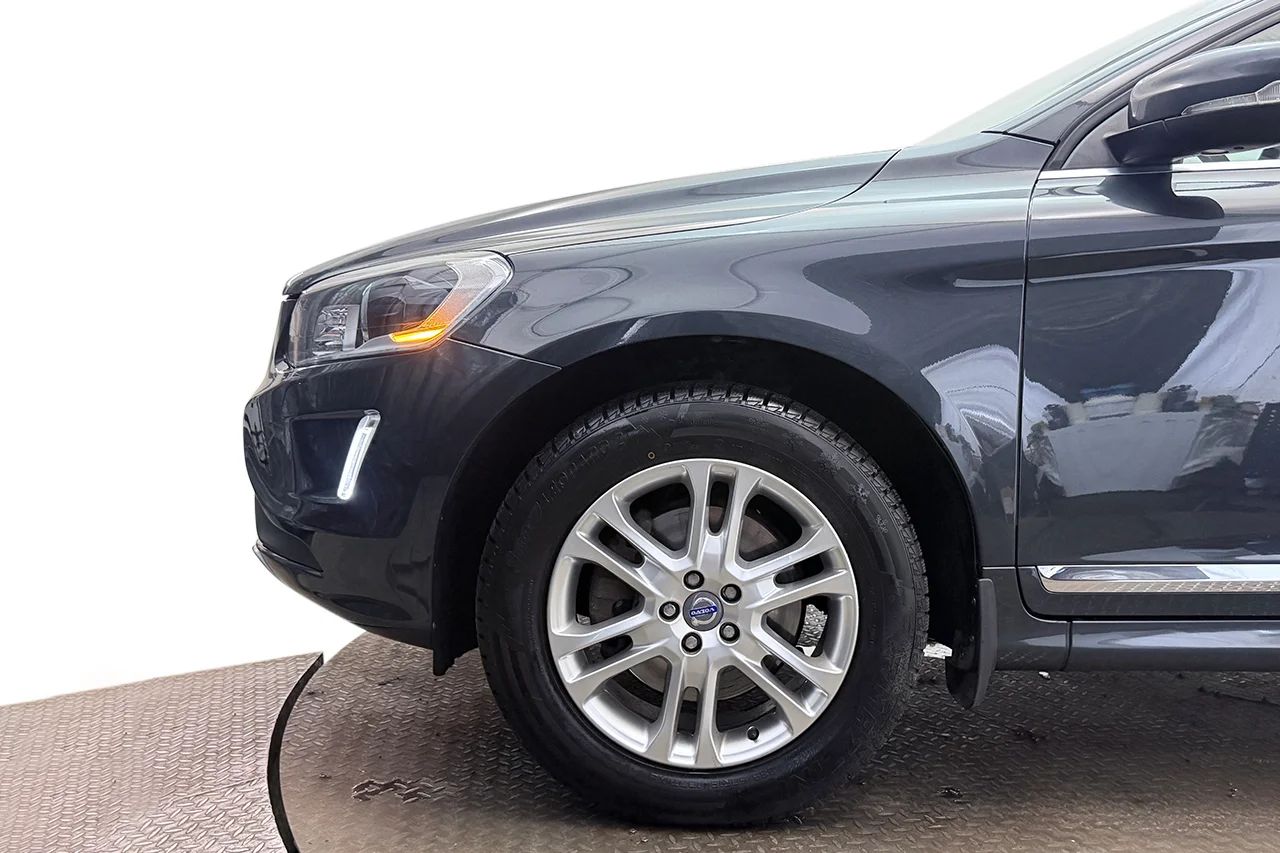Volvo XC60 D4 AWD Summum Business Drag Navi Läder Stolminne Värmare – bild 7 av 26