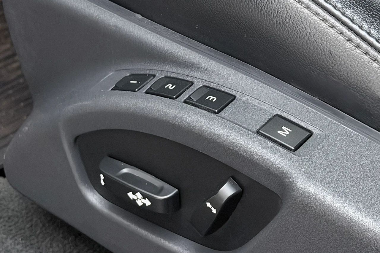 Volvo XC60 D4 AWD Summum Business Drag Navi Läder Stolminne Värmare – bild 11 av 26