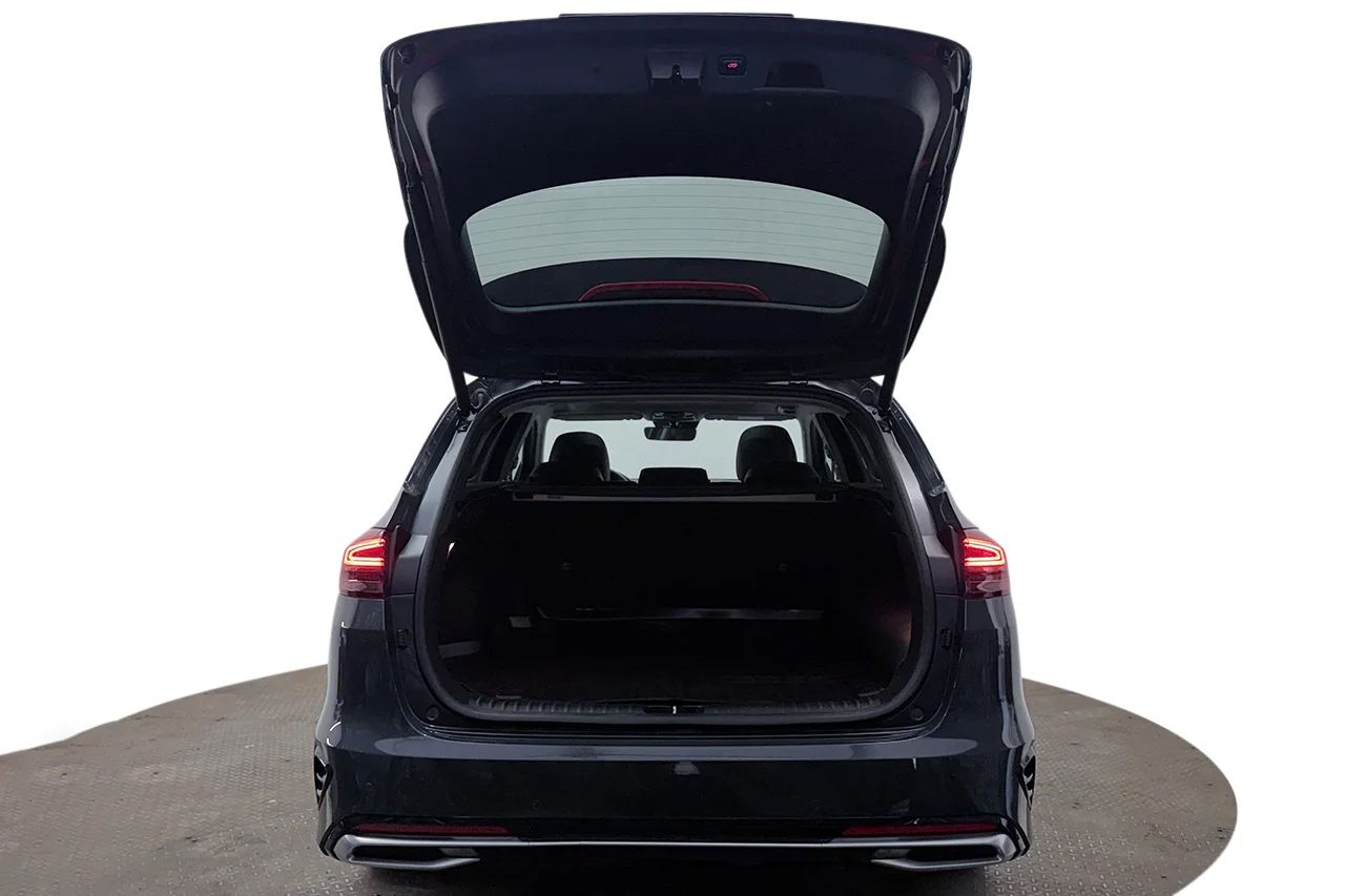 Kia Ceed SW Plug-in Advance Plus Läder Panorama Navi Cockpit 141hk – bild 7 av 35