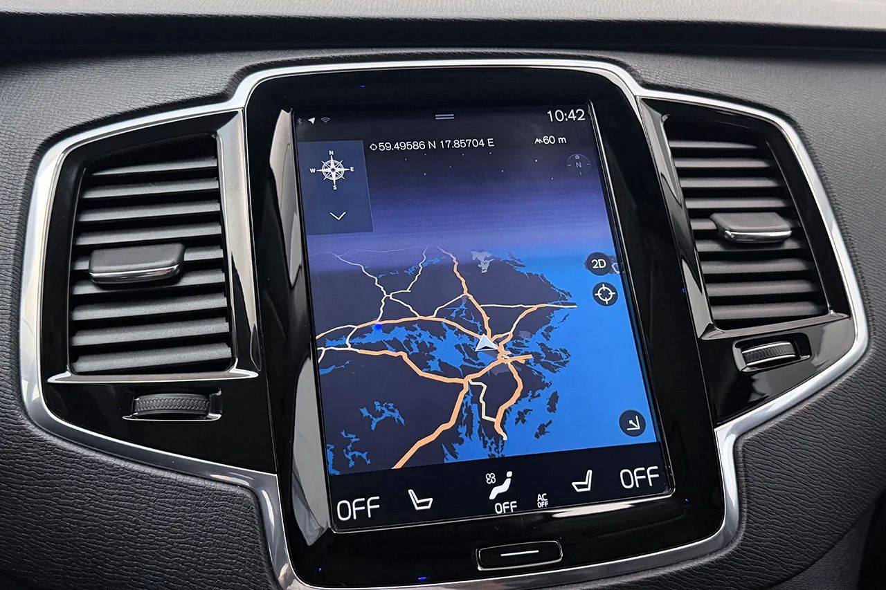 Volvo XC90 D4 Inscription Navi Kamera Läder P-Klimat Keyless 190hk – bild 24 av 36