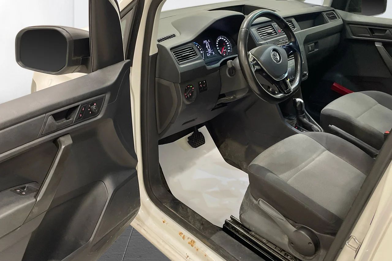 Volkswagen e-Caddy Maxi 37.3 kWh P-Sens App-Connect MOMS 113hk – bild 8 av 9