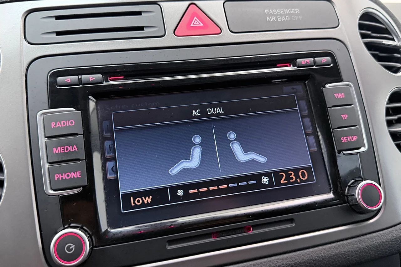 Volkswagen Tiguan 1.4 TSI 4M Sport&Style Drag Kamera P-Sens Kamkedja 150hk – bild 20 av 26