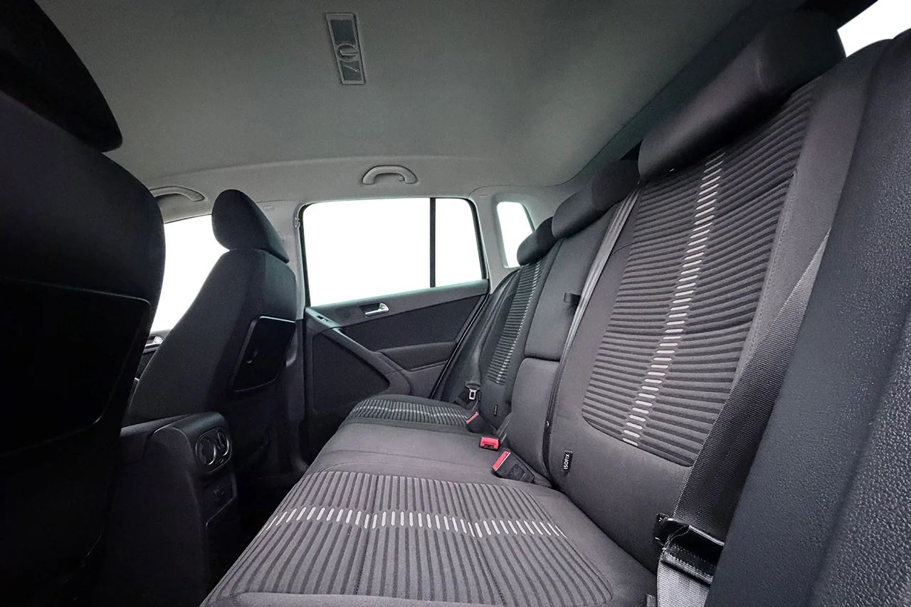 Volkswagen Tiguan 1.4 TSI 4M Sport&Style Drag Kamera P-Sens Kamkedja 150hk – bild 12 av 26