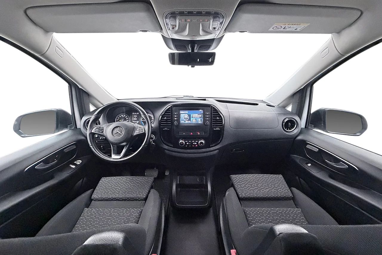 Mercedes-Benz eVito Tourer 129 3.5t 5-sits Kamera P-Sens CCS MOMS 204hk – bild 12 av 26