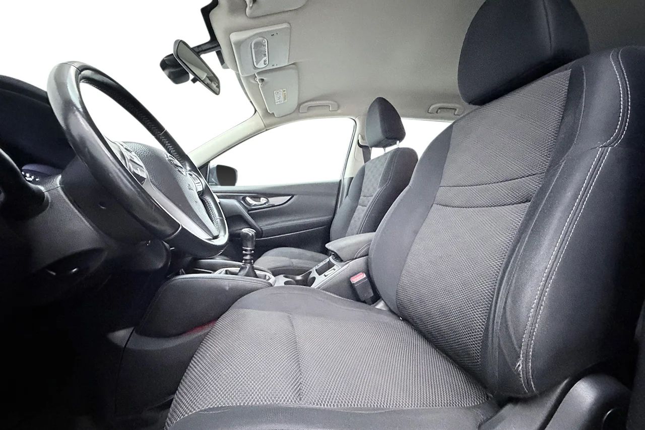 Nissan Qashqai 1.6 4x4 Acenta Drag Kamkedja 130hk – bild 11 av 27