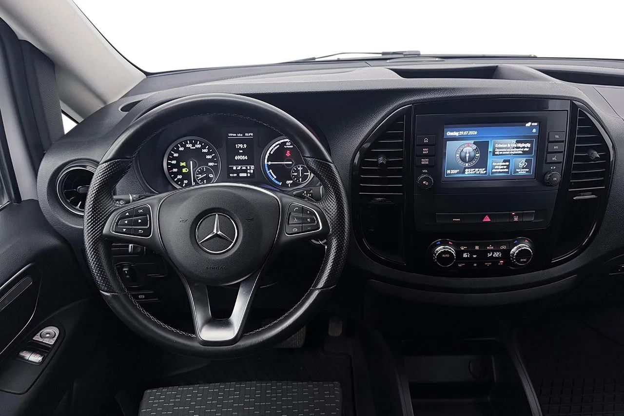 Mercedes-Benz eVito Tourer 129 3.5t 5-sits Kamera P-Sens CCS MOMS 204hk – bild 16 av 26
