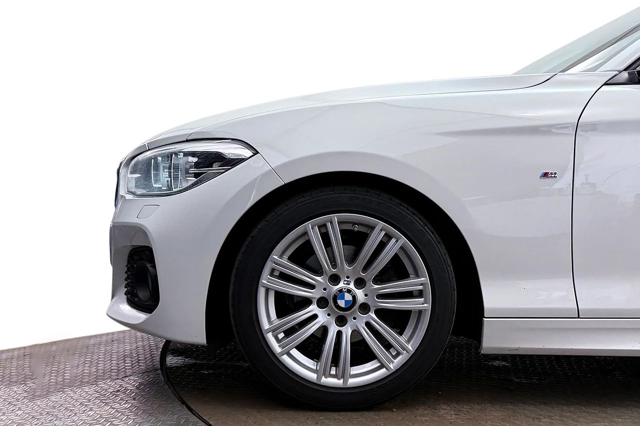 BMW 118i 5-dörr M Sport Drag Ljuspkt P-Sens Kamkedja 136hk – bild 10 av 28