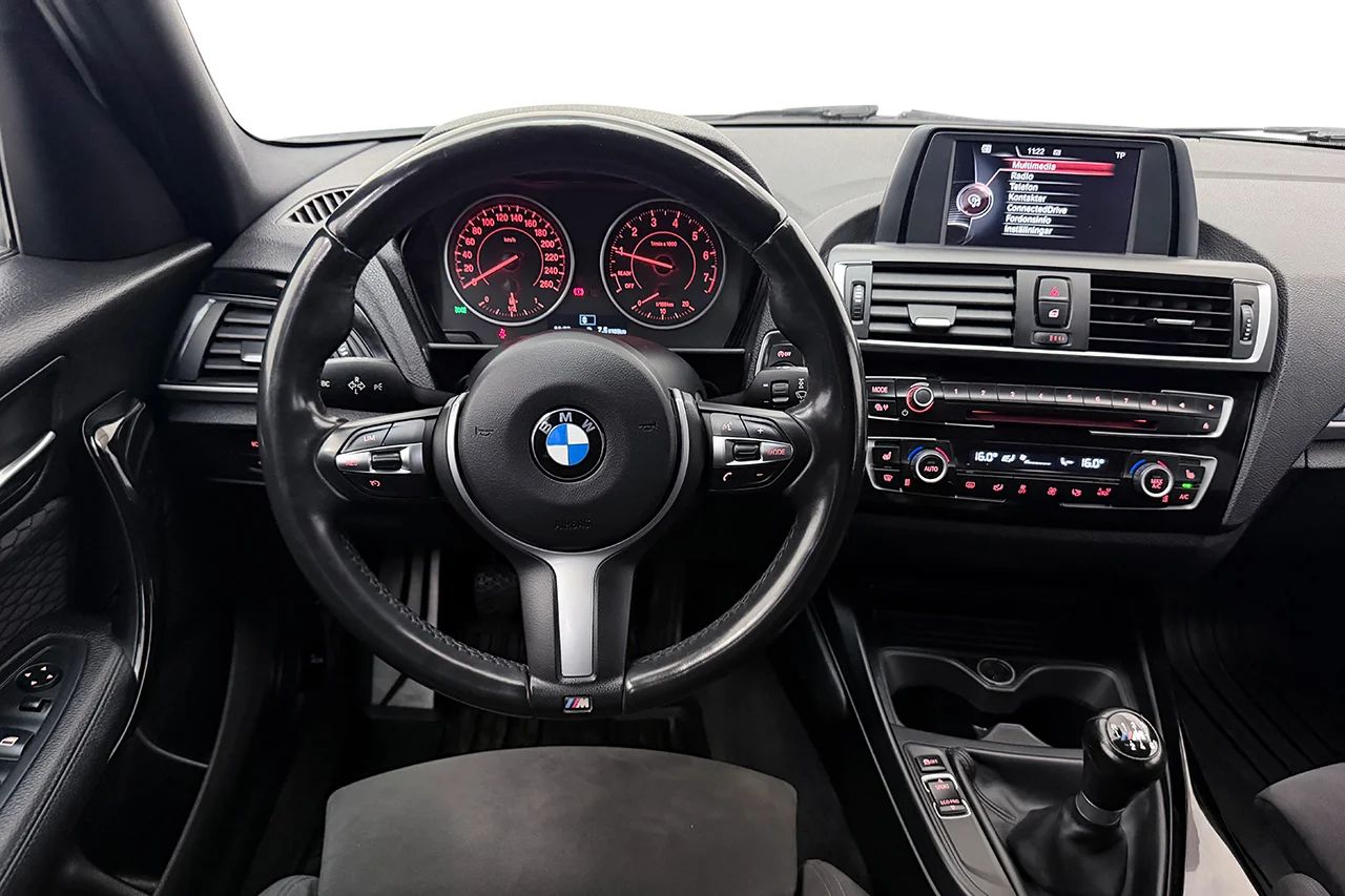 BMW 118i 5-dörr M Sport Drag Ljuspkt P-Sens Kamkedja 136hk – bild 16 av 28