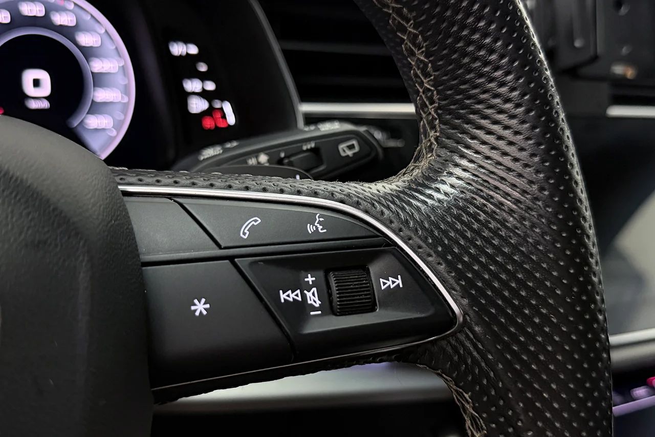 Audi Q7 50 TDI Q S Line Komfort Alpin 7sits Drag Cockpit+ Värmare – bild 23 av 37