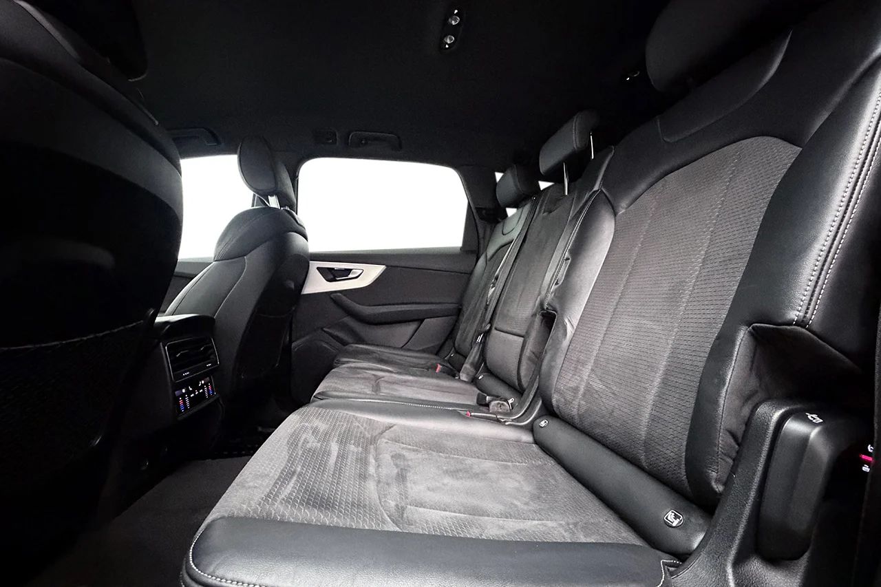 Audi Q7 50 TDI Q S Line Komfort Alpin 7sits Drag Cockpit+ Värmare – bild 15 av 37