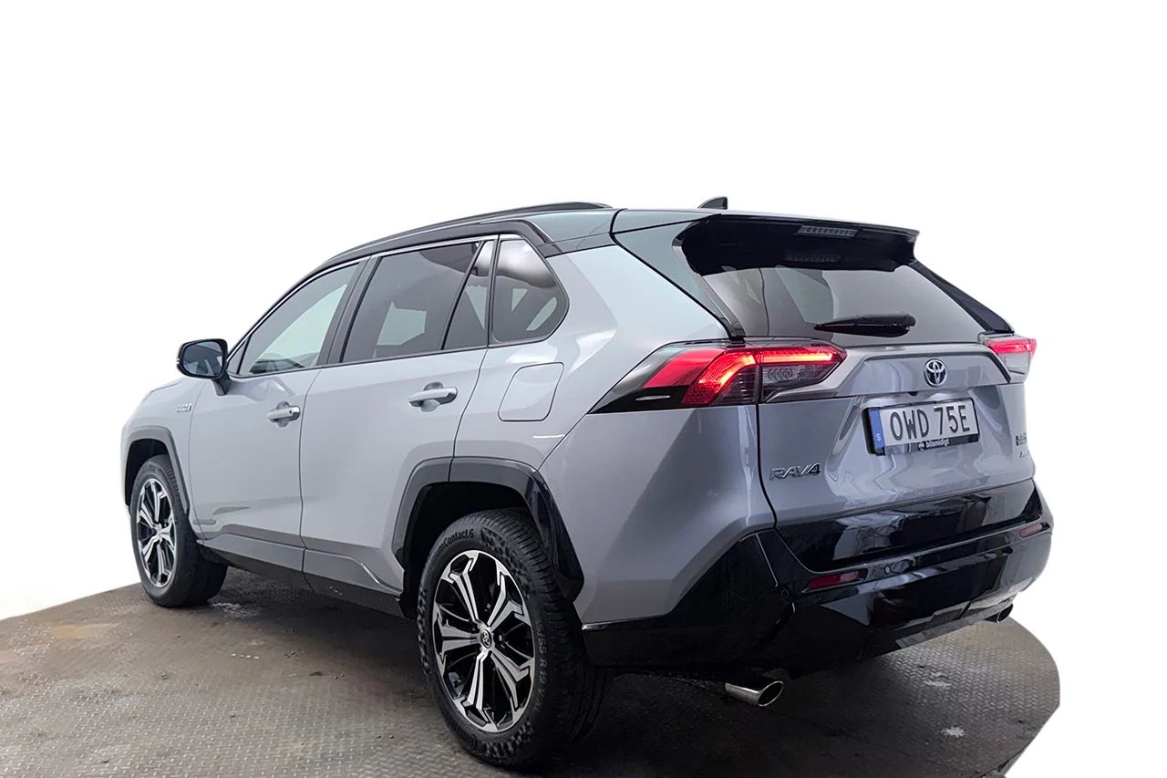 Toyota RAV4 Plug-in Style Premium Läder 360° Navi JBL Keyless 306hk – bild 7 av 33