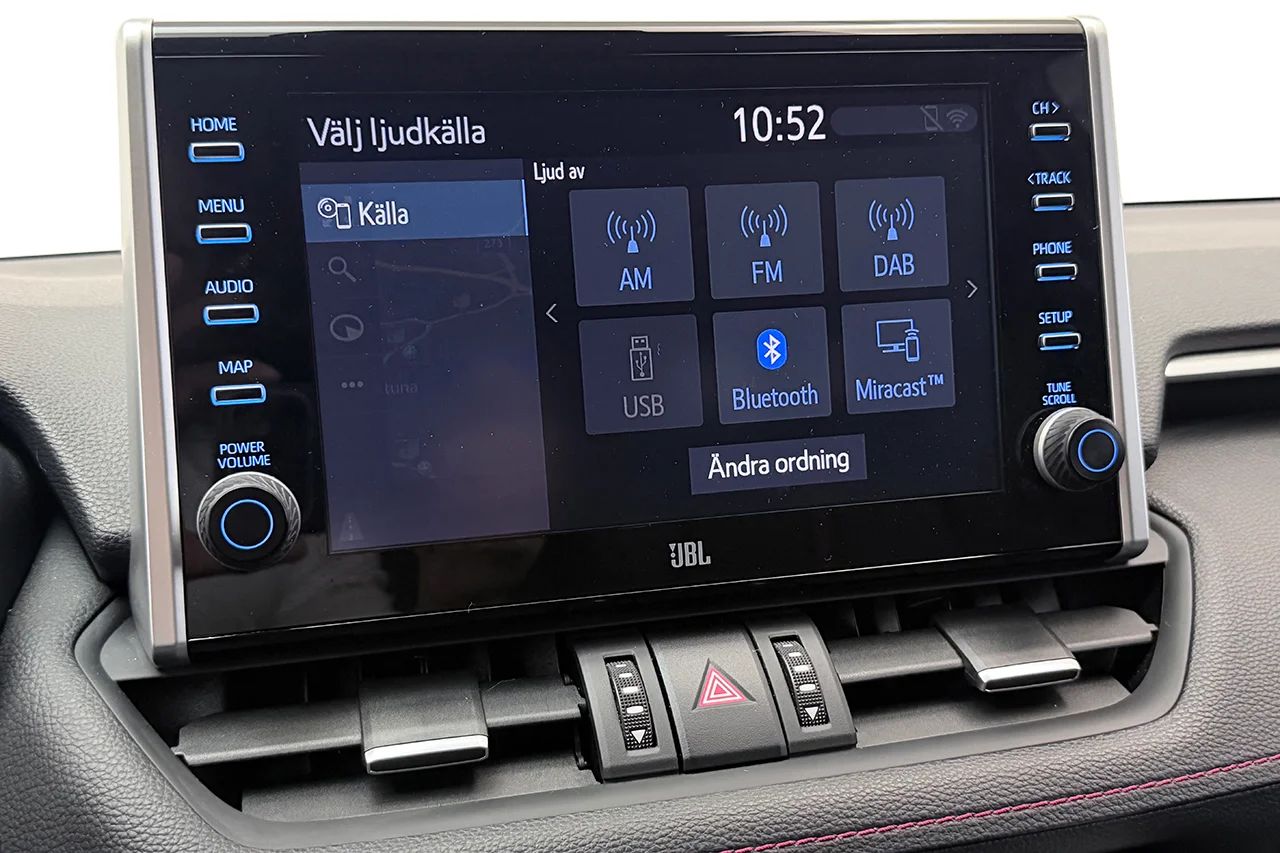 Toyota RAV4 Plug-in Style Premium Läder 360° Navi JBL Keyless 306hk – bild 24 av 33