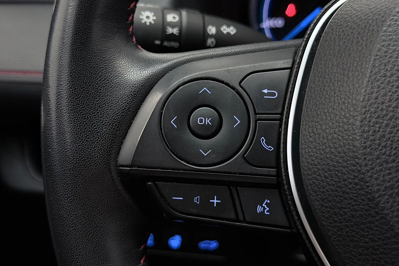 Toyota RAV4 Plug-in Style Premium Läder 360° Navi JBL Keyless 306hk – bild 19 av 33