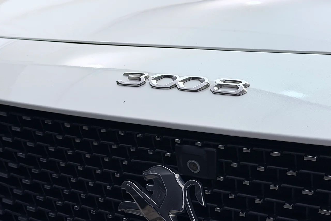 Peugeot 3008 HYBRID4 GT Drag Cockpit Kamera Värmare Stolminne 300hk – bild 11 av 37