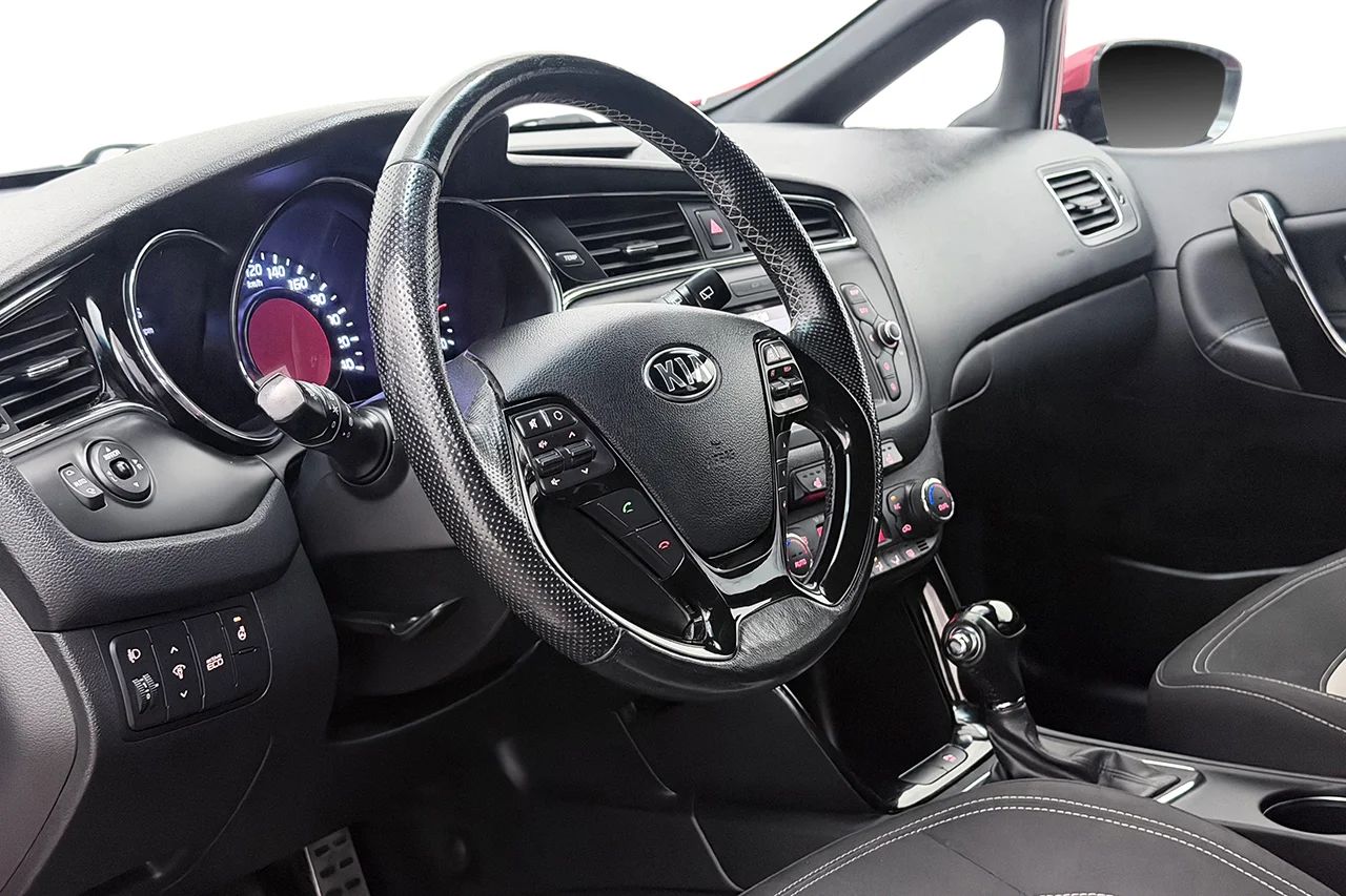 Kia Ceed SW 1.6 CRDi Aut GT-Line Drag Navi Kamera Kamkedja 136hk – bild 11 av 29