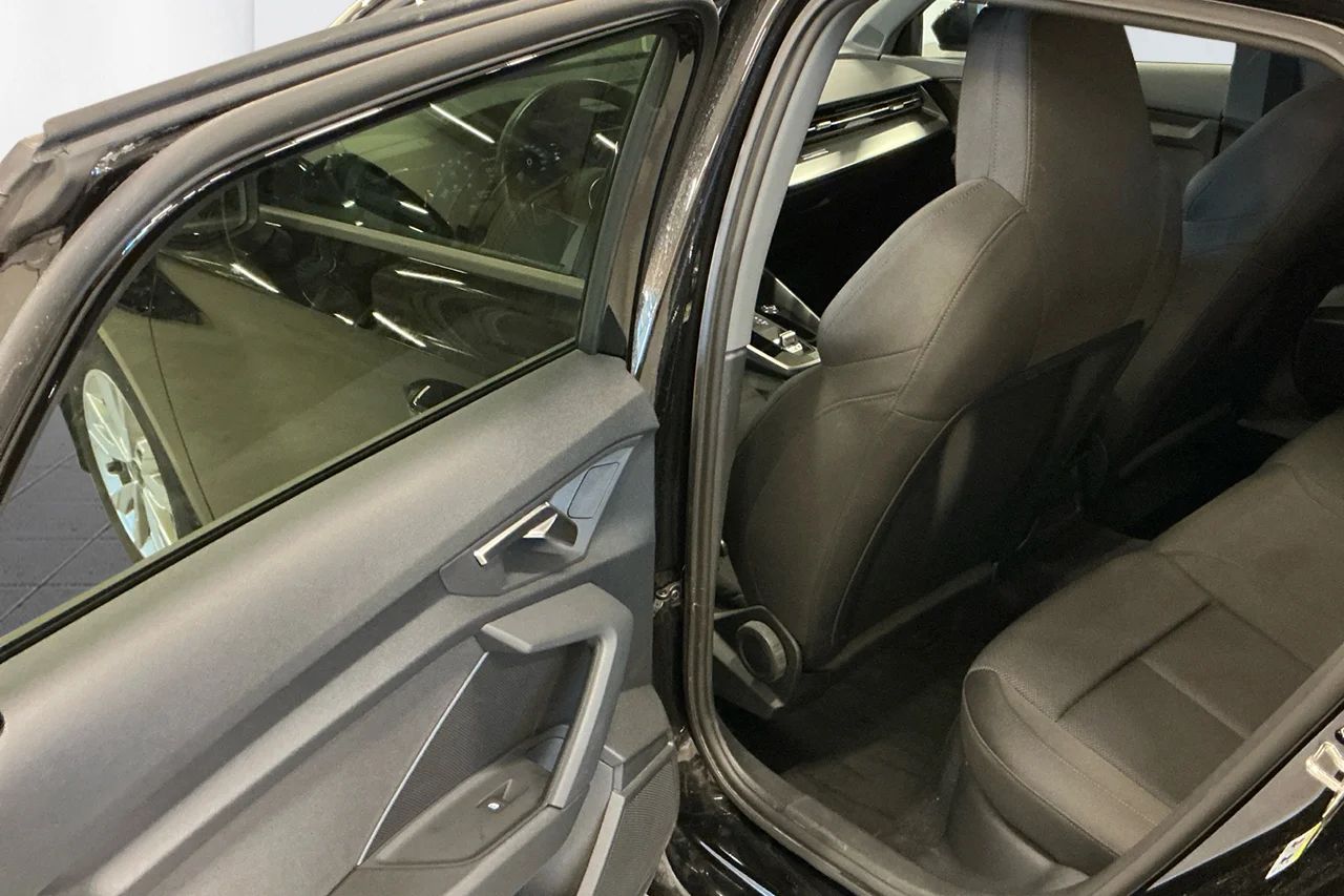 Audi A3 Sportback 35 TFSI Proline Comfort Drag Cockpit MOMS 150hk – bild 8 av 9