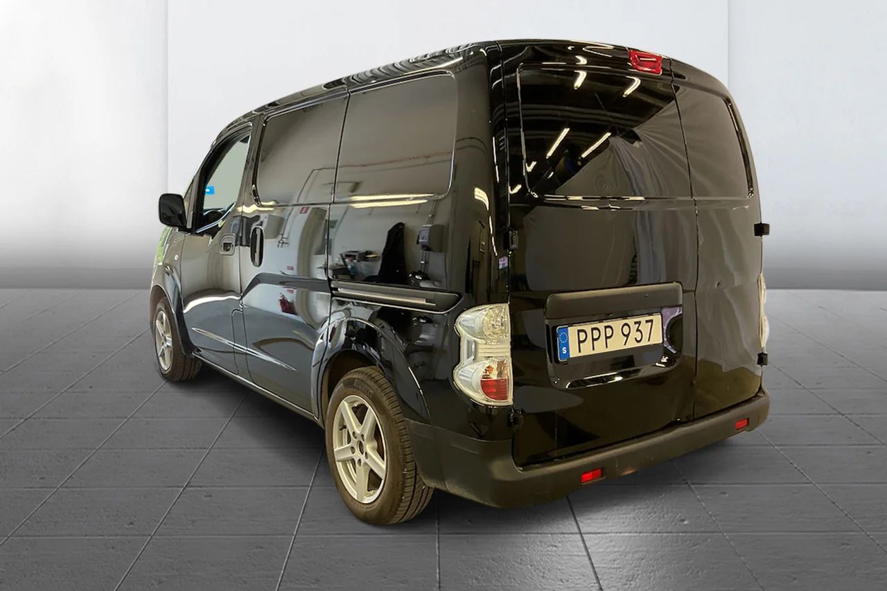 Nissan e-NV200 24 kWh Inredd 2xSidodörr Navi MOMS 109hk – bild 6 av 11