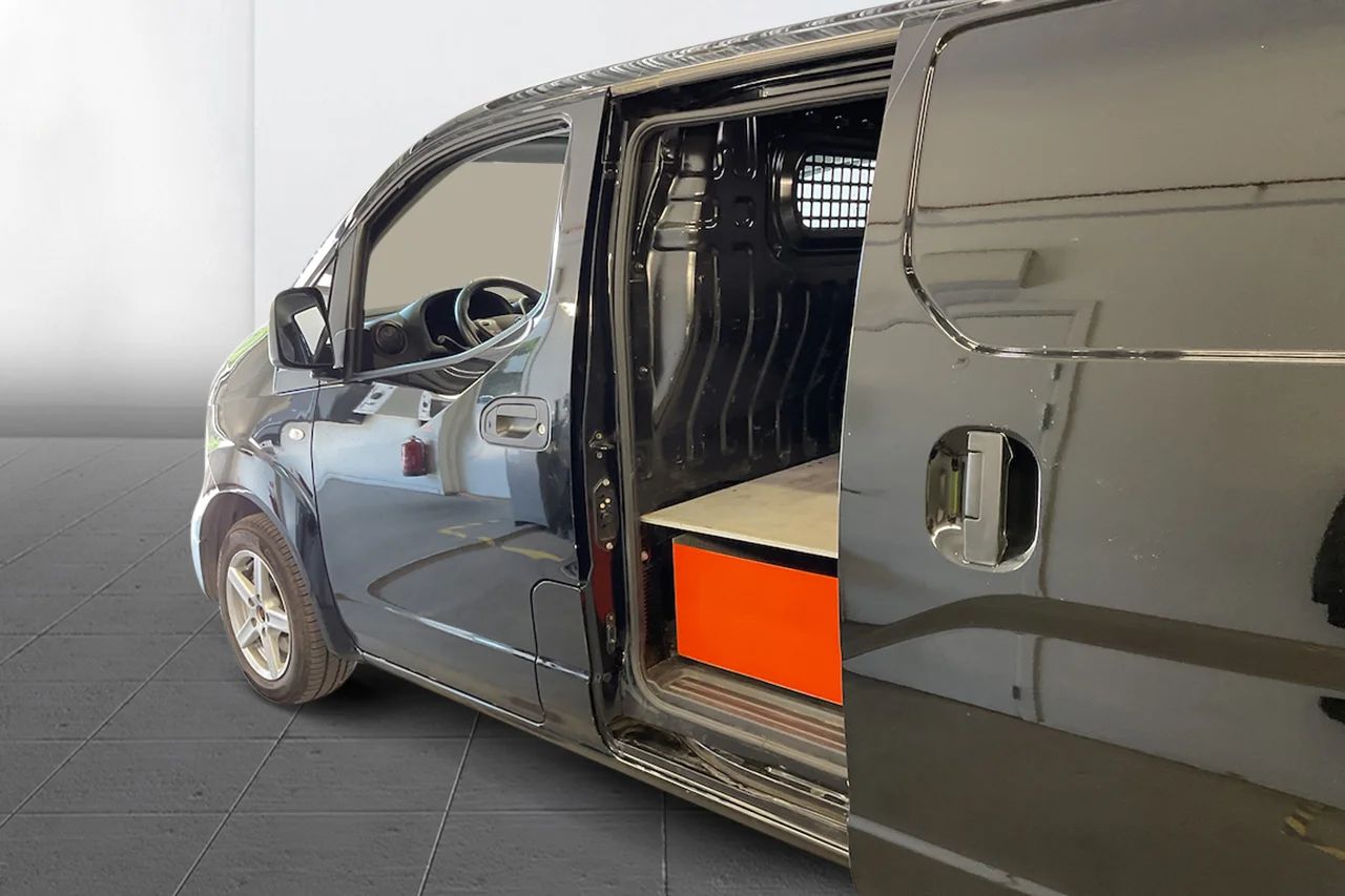 Nissan e-NV200 24 kWh Inredd 2xSidodörr Navi MOMS 109hk – bild 7 av 11