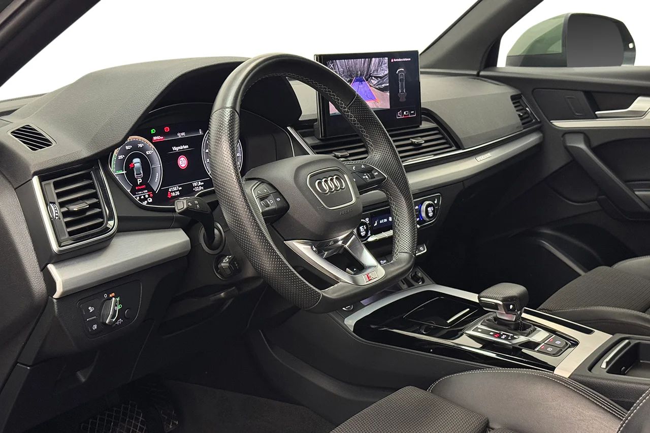Audi Q5 55 TFSI e Q S Line Black Apperance+ Matrix Kamera Delläder 367hk – bild 12 av 34