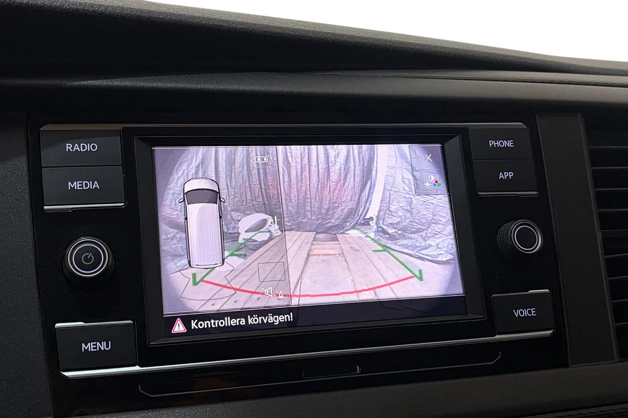 Volkswagen e-Transporter 37.3 kWh 3sits Drag Kamera P-Sens MOMS 113hk – bild 19 av 27