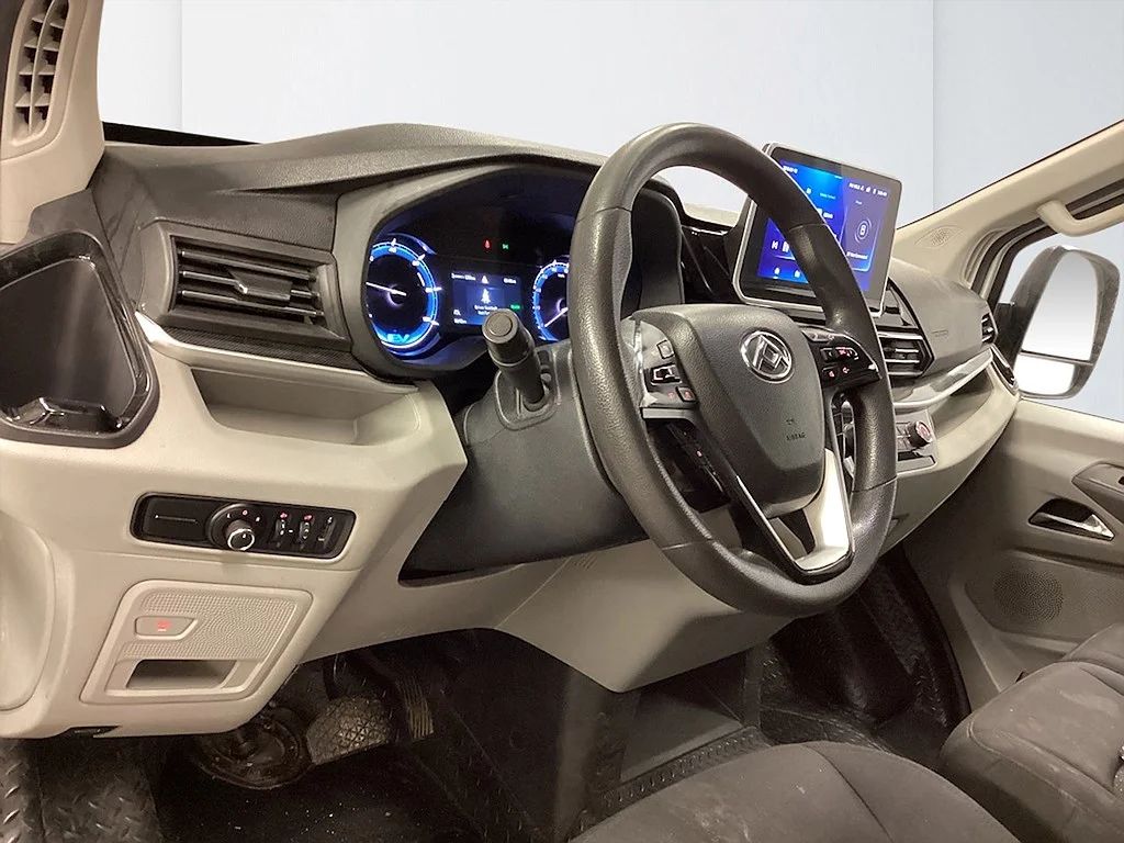 Maxus e-Deliver 9 N1 88.5 kWh L3H2 3-sits PDC CarPlay 204hk – bild 4 av 6