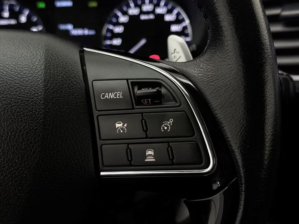 Mitsubishi Outlander 2.0 4WD Comfort Delläder Kamera Keyless 150hk – bild 19 av 32