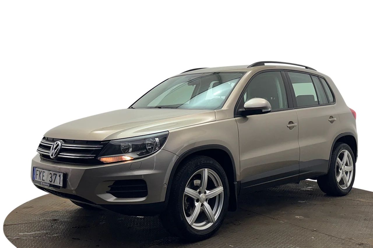 Volkswagen Tiguan 2.0 TDI 4M Aut Track&Field Komfortpkt Drag Värmare 140hk