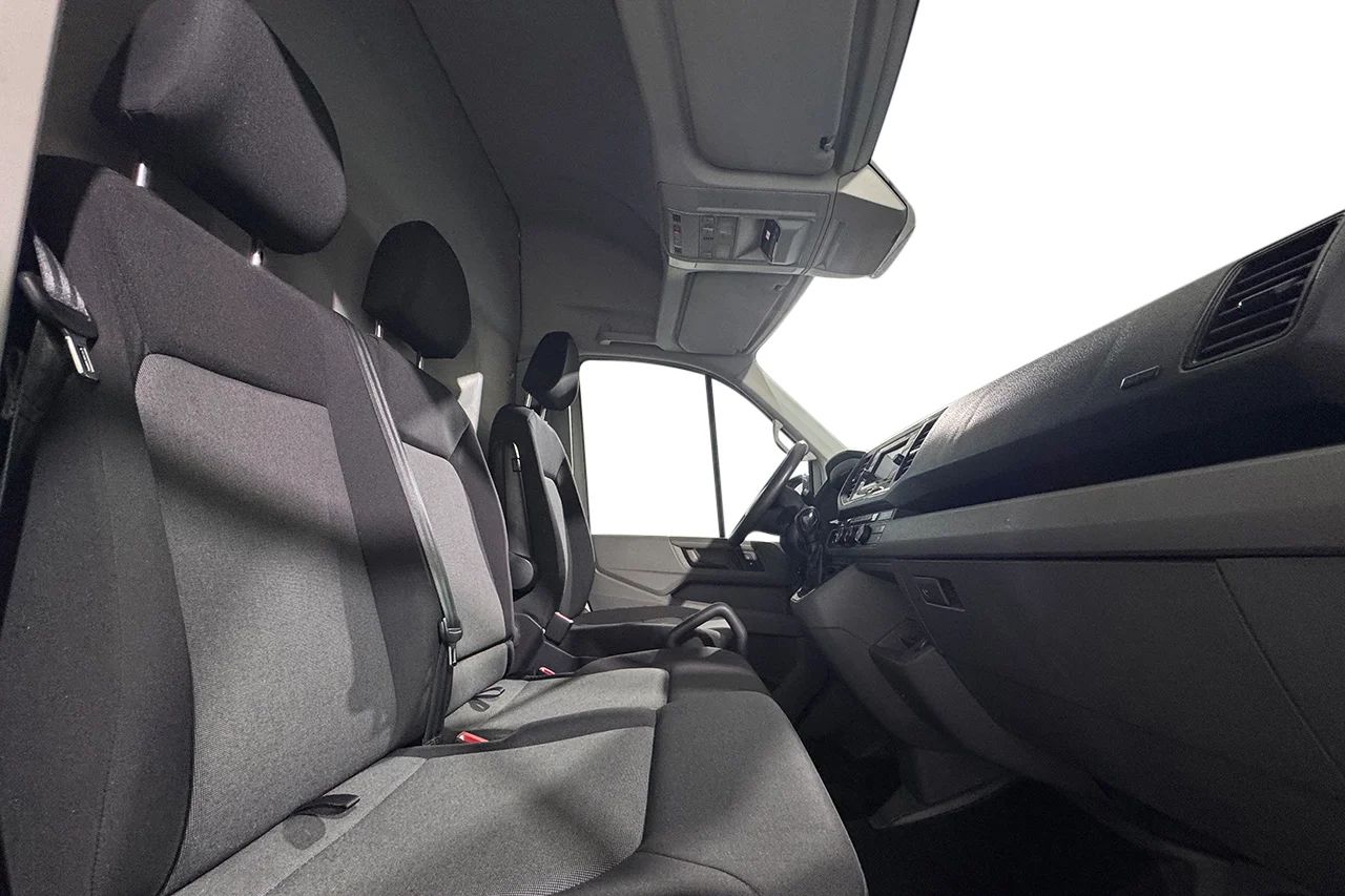 Volkswagen Crafter 35 2.0 TDI Aut L4H3 2xSidodörr Värmare 3-sits MOMS 177hk – bild 14 av 28