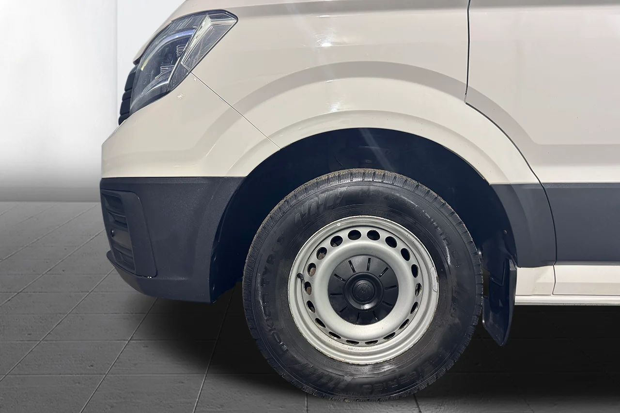 Volkswagen Crafter 35 2.0 TDI Aut L4H3 2xSidodörr Värmare 3-sits MOMS 177hk – bild 8 av 28