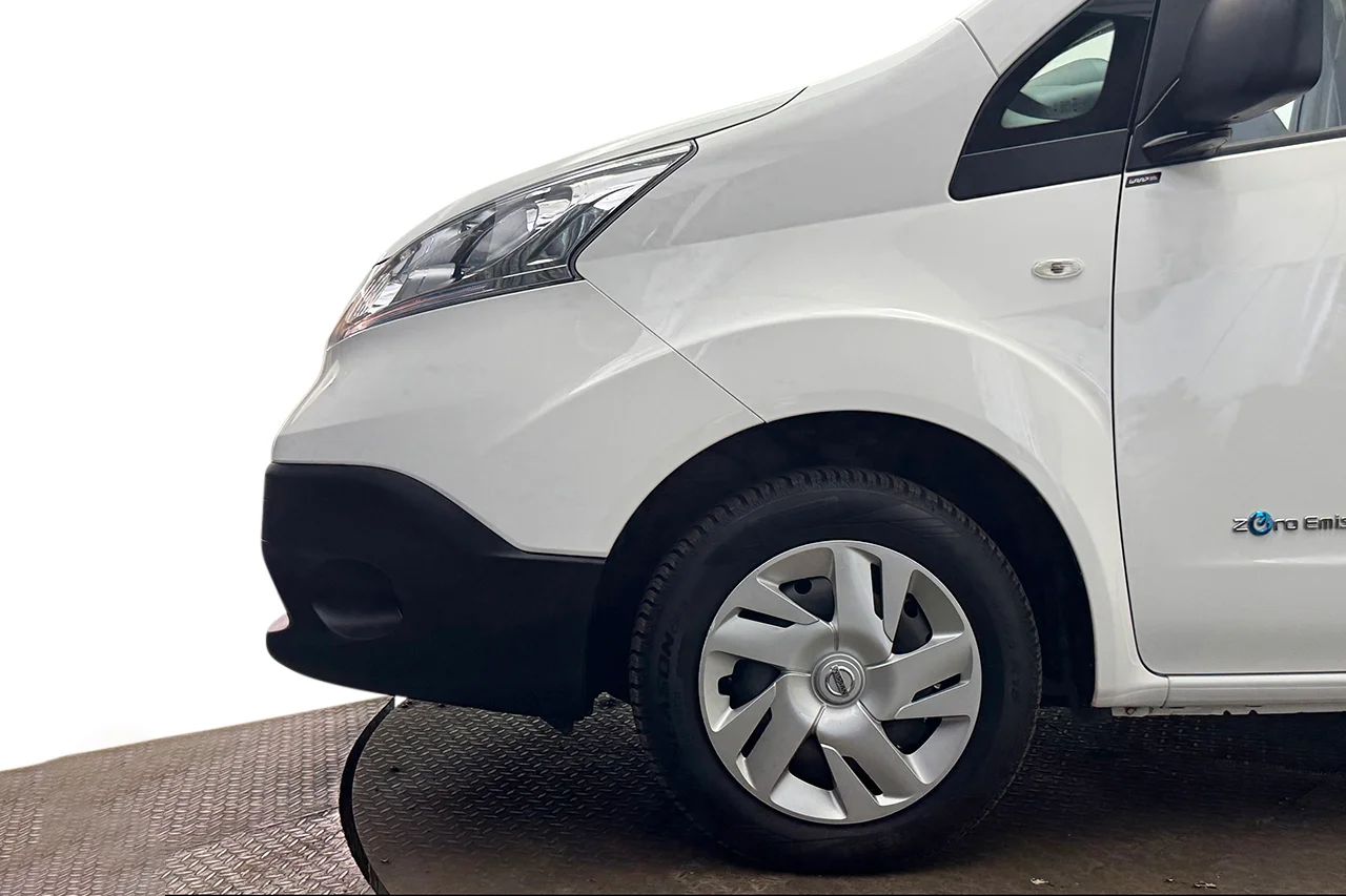 Nissan e-NV200 40 kWh Drag Inredd Kamera MOMS 109hk – bild 10 av 28