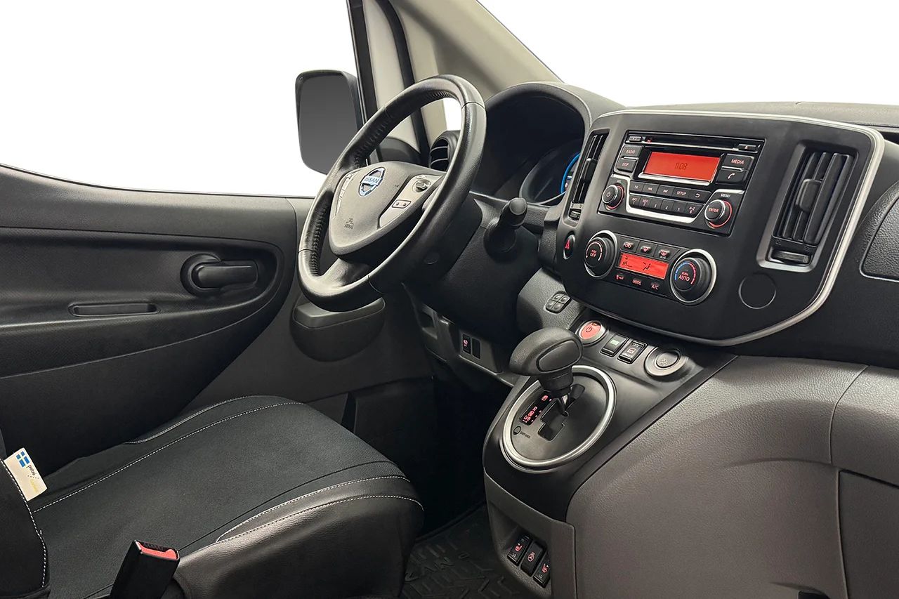 Nissan e-NV200 40 kWh Drag Inredd Kamera MOMS 109hk – bild 15 av 28