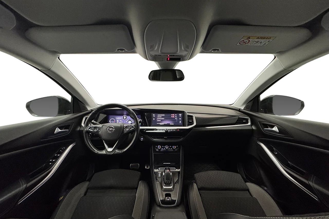 Opel Grandland 1.2 Turbo Drag Navi Kamera Cockpit Delläder Rattvärme – bild 14 av 28