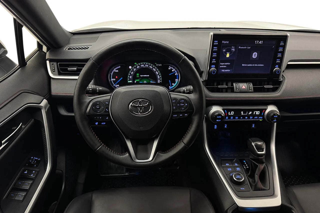 Toyota RAV4 Plug-in X-Edition Drag Kamera Keyless Delläder Värmare – bild 17 av 31