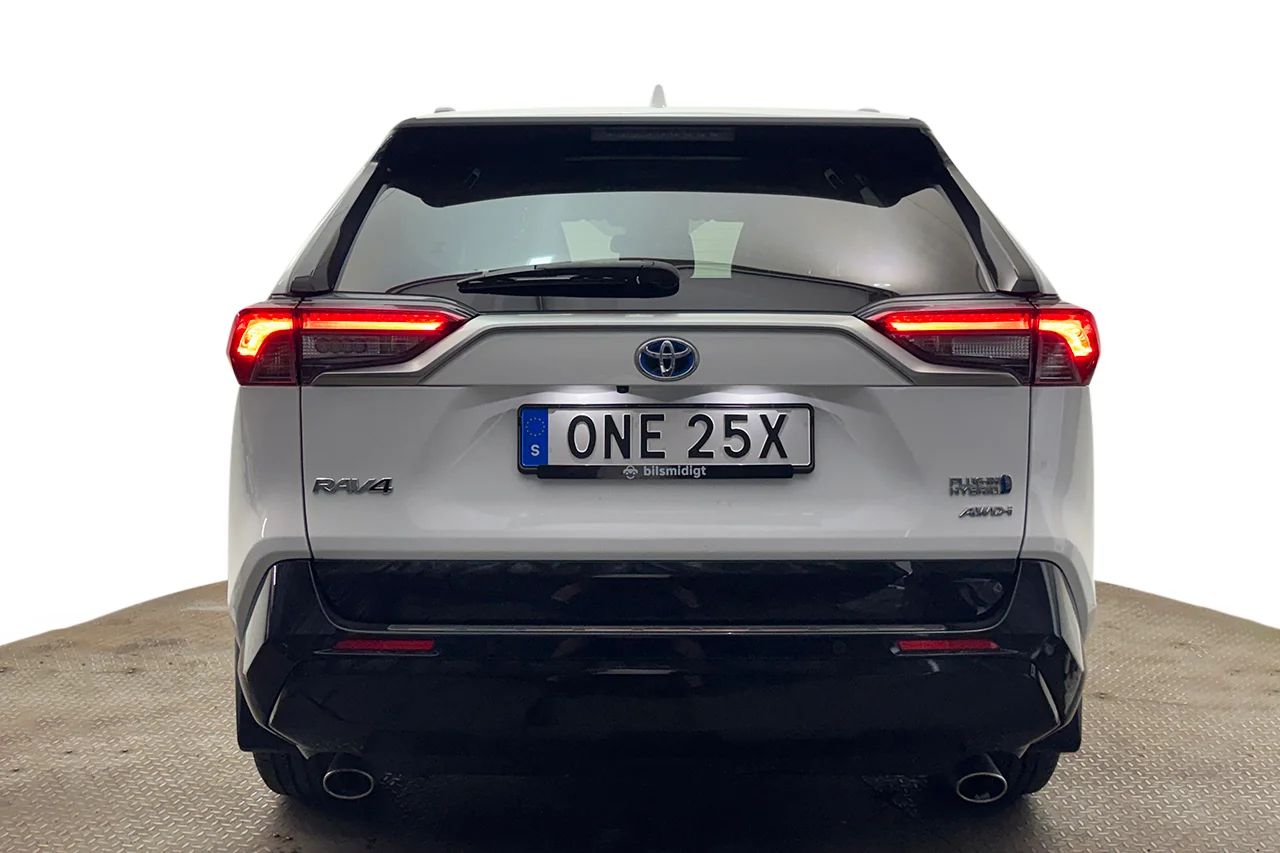 Toyota RAV4 Plug-in X-Edition Drag Kamera Keyless Delläder Värmare – bild 6 av 31