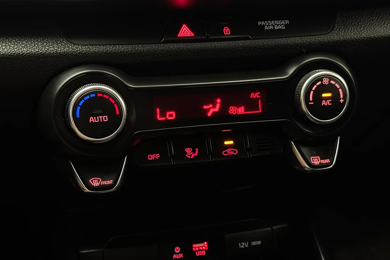 Kia Rio 1.2 GLS Kamera Filassist Rattvärme AppConnect – bild 24 av 30
