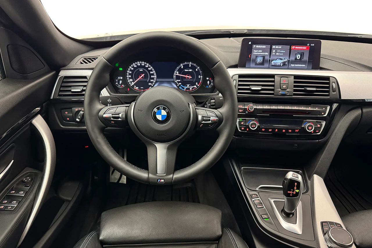 BMW 320 d xDrive GT M Sport Drag Läder Cockpit Navi HiFi 190hk – bild 16 av 30