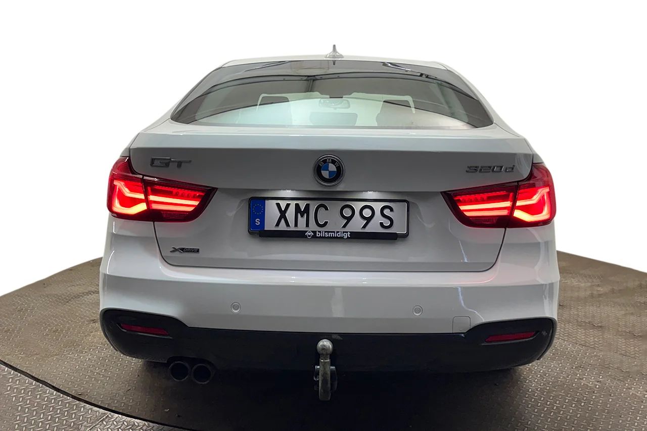 BMW 320 d xDrive GT M Sport Drag Läder Cockpit Navi HiFi 190hk – bild 6 av 30