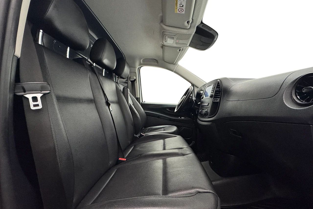 Mercedes-Benz Vito 119 CDI 2.8t L3 Extra Lång Drag Inredd Navigation Kamera Värmare Läder 3sits – bild 15 av 28
